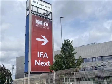 Razstava IFA-KC-Prihaja direktor trženja ZDA
